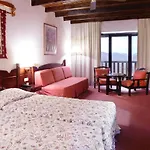 Montana Hotel 5*