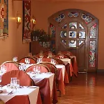 Montana Hotel Karpenísion