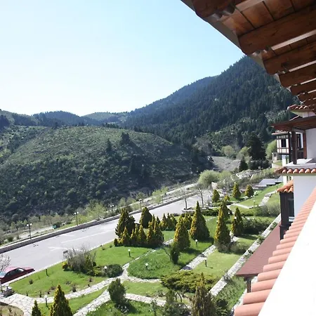 Hotell Montana Karpenísion