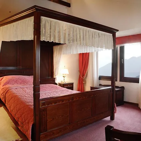 Montana 5* Карпенисион